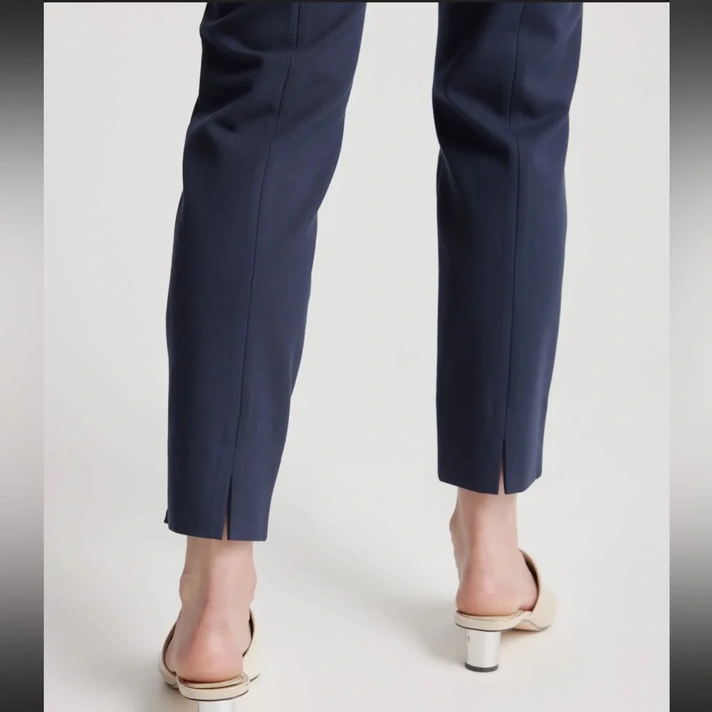 Quince SZ 8 Navy Ponte ultra stretch Pintuck Ankle Pants -NWOT - Never Worn! - Picture 4 of 13